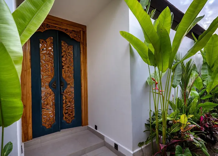Nava * Ubud